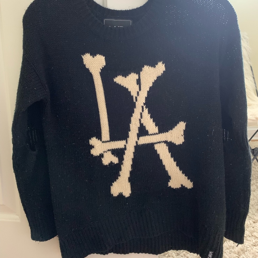 LA sweater